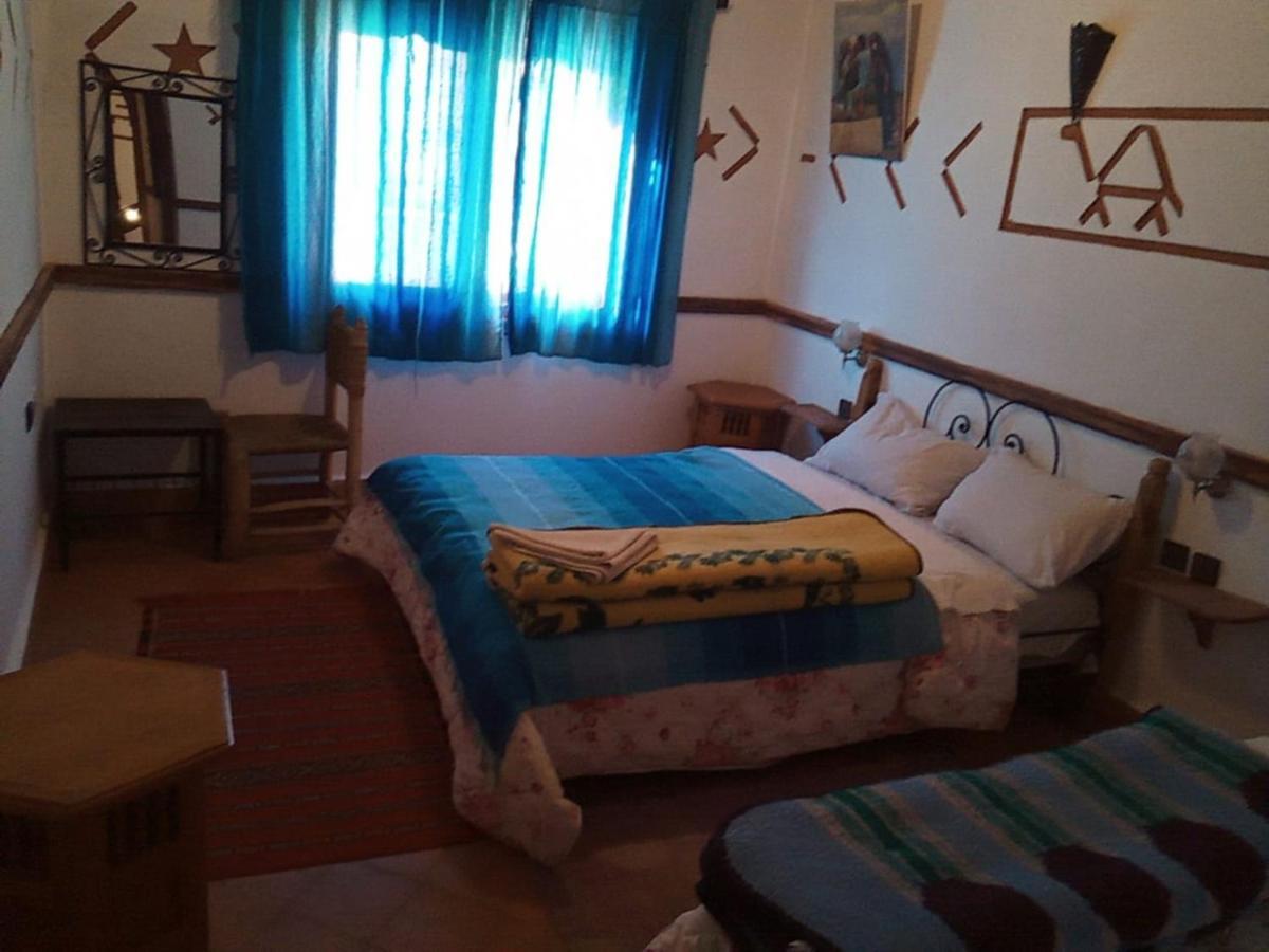 Auberge Des Peupliers Cafe Restaurant Akhendachou n'Ait Ouffi Exteriér fotografie