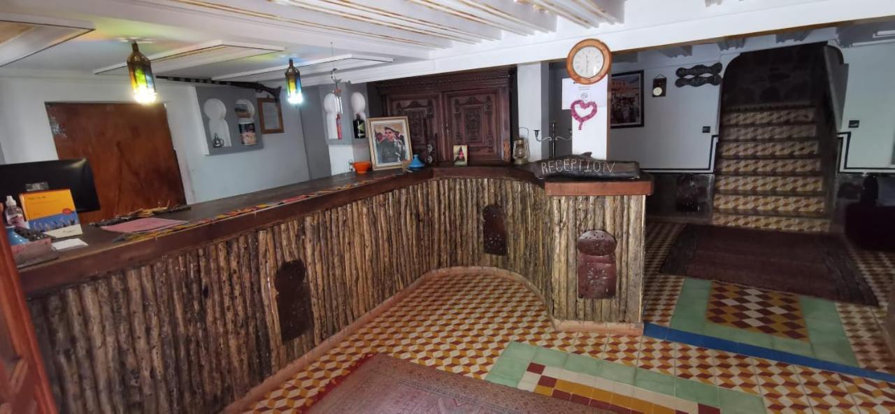 Auberge Des Peupliers Cafe Restaurant Akhendachou n'Ait Ouffi Exteriér fotografie