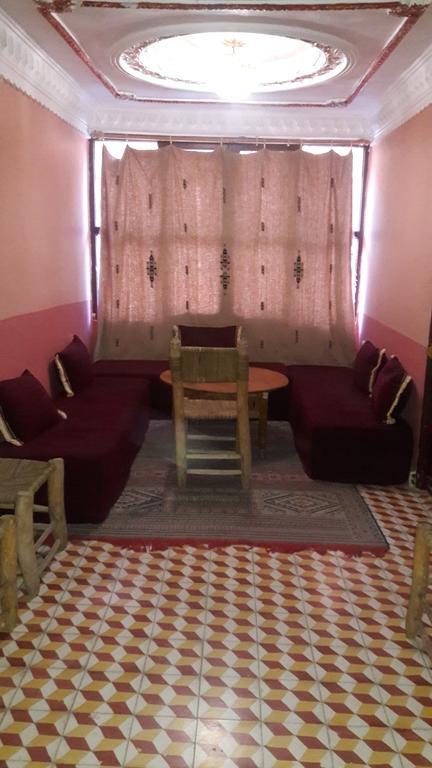 Auberge Des Peupliers Cafe Restaurant Akhendachou n'Ait Ouffi Exteriér fotografie