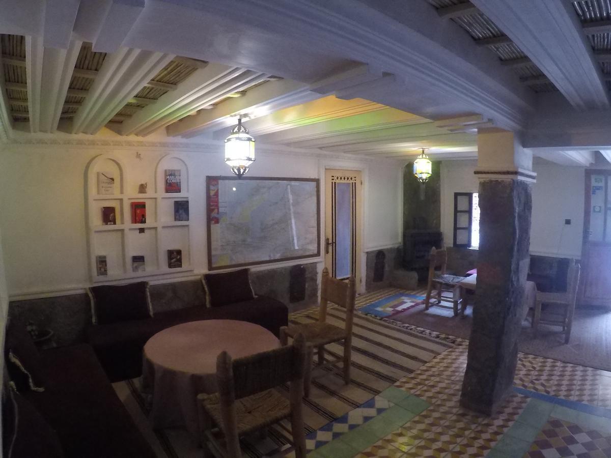Auberge Des Peupliers Cafe Restaurant Akhendachou n'Ait Ouffi Exteriér fotografie