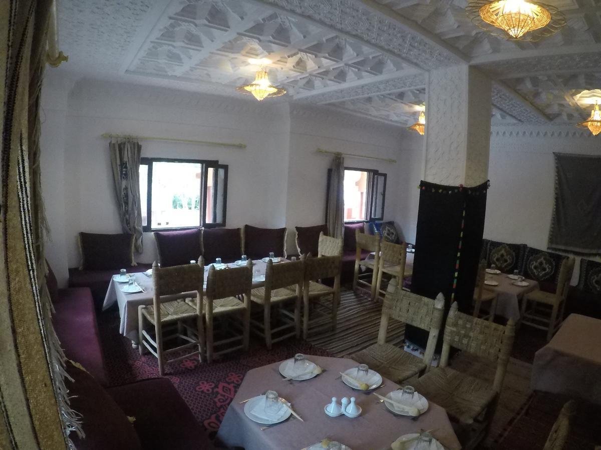 Auberge Des Peupliers Cafe Restaurant Akhendachou n'Ait Ouffi Exteriér fotografie