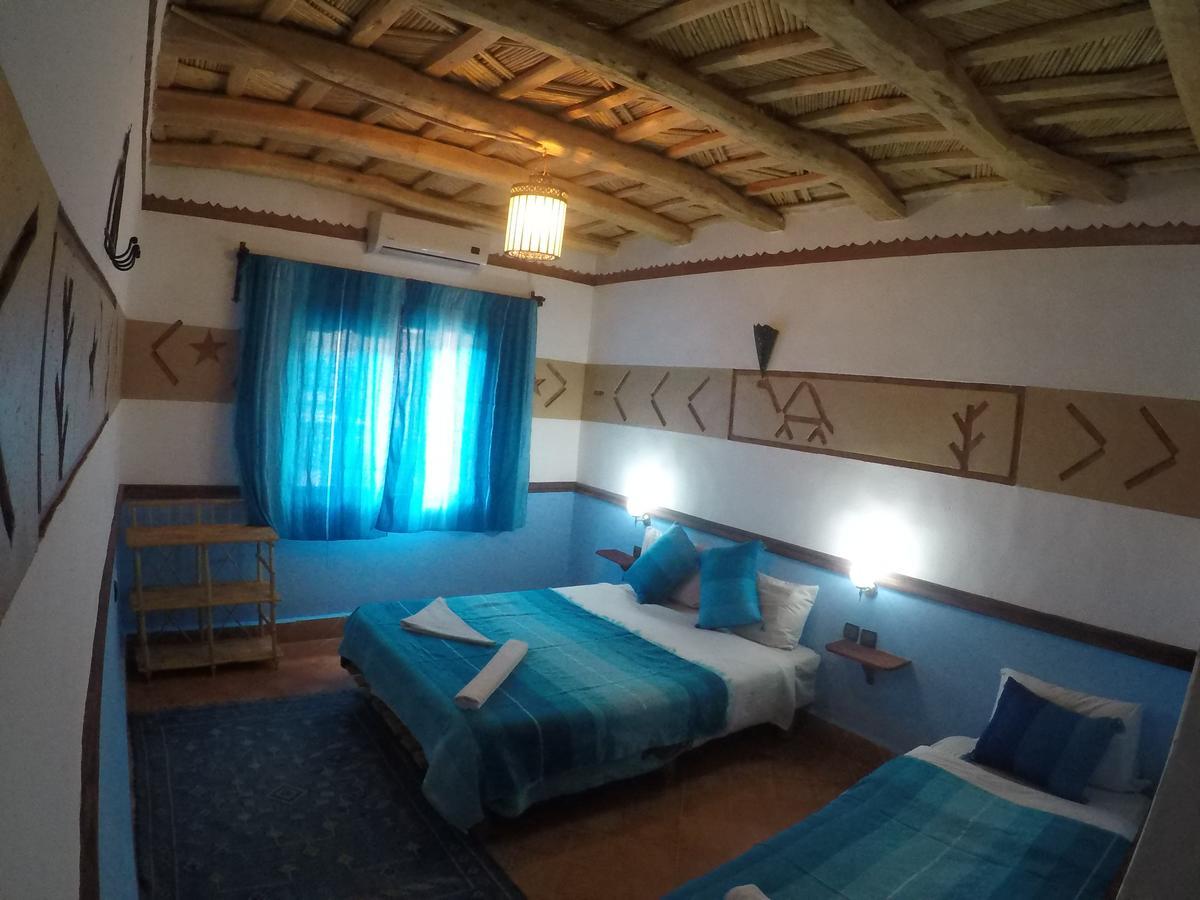 Auberge Des Peupliers Cafe Restaurant Akhendachou n'Ait Ouffi Exteriér fotografie
