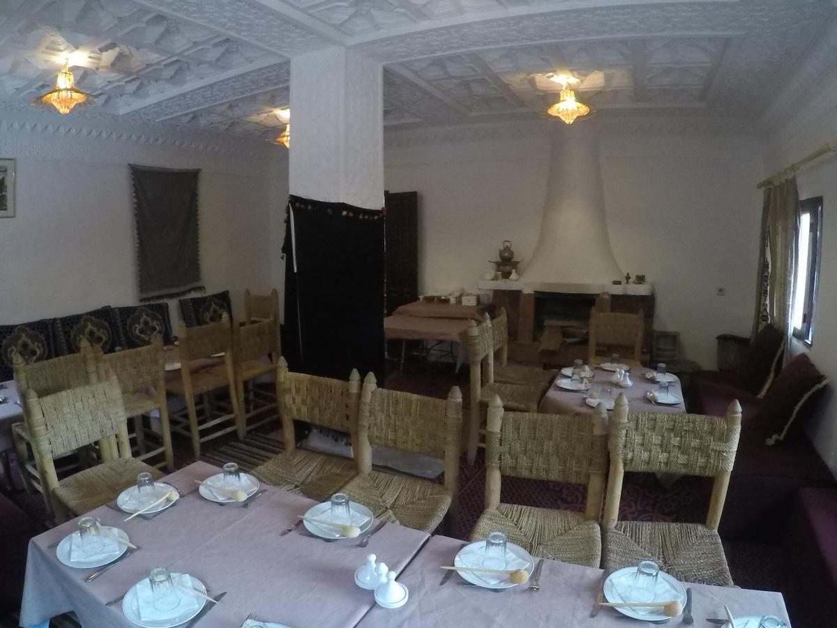 Auberge Des Peupliers Cafe Restaurant Akhendachou n'Ait Ouffi Exteriér fotografie